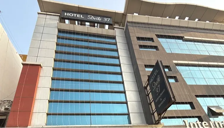 Hotel Delhi 37